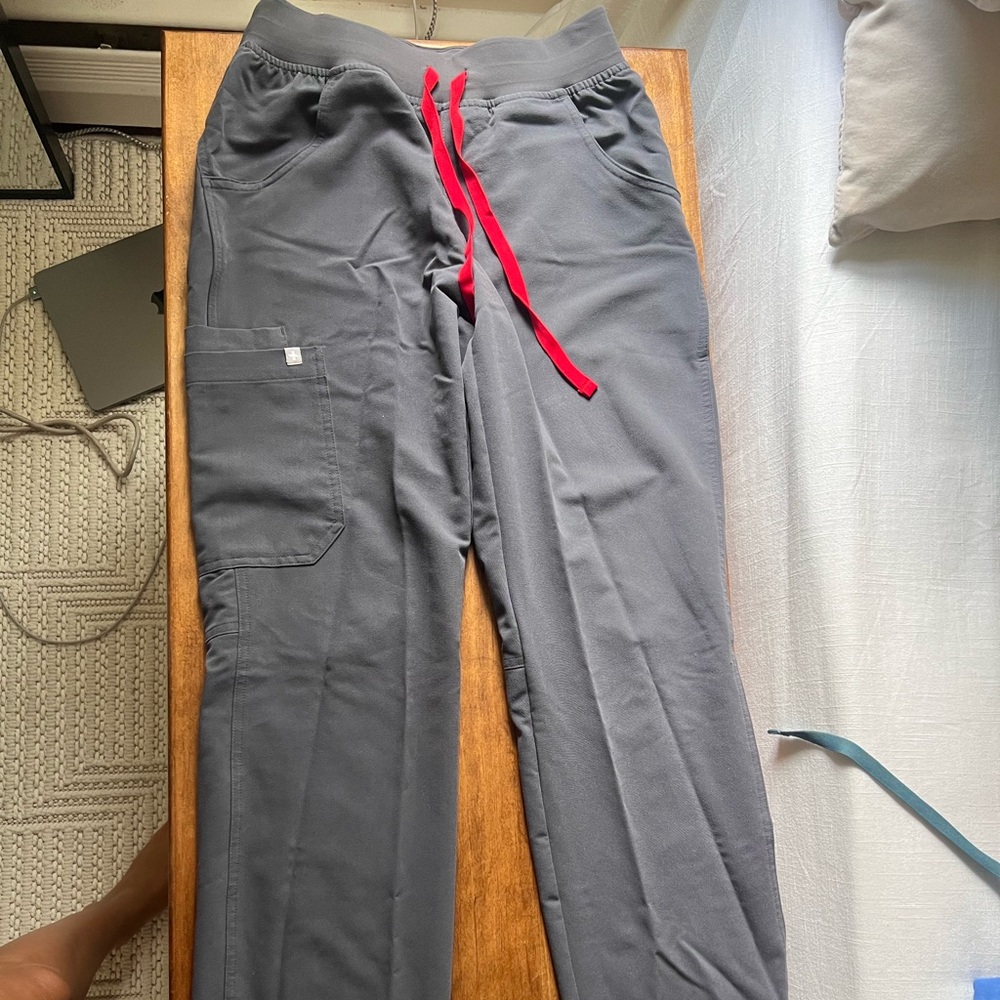 Figs Kade Cargo pants